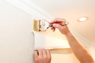 Pose de papier peint à Hambye — revêtements muraux et toiles de verre